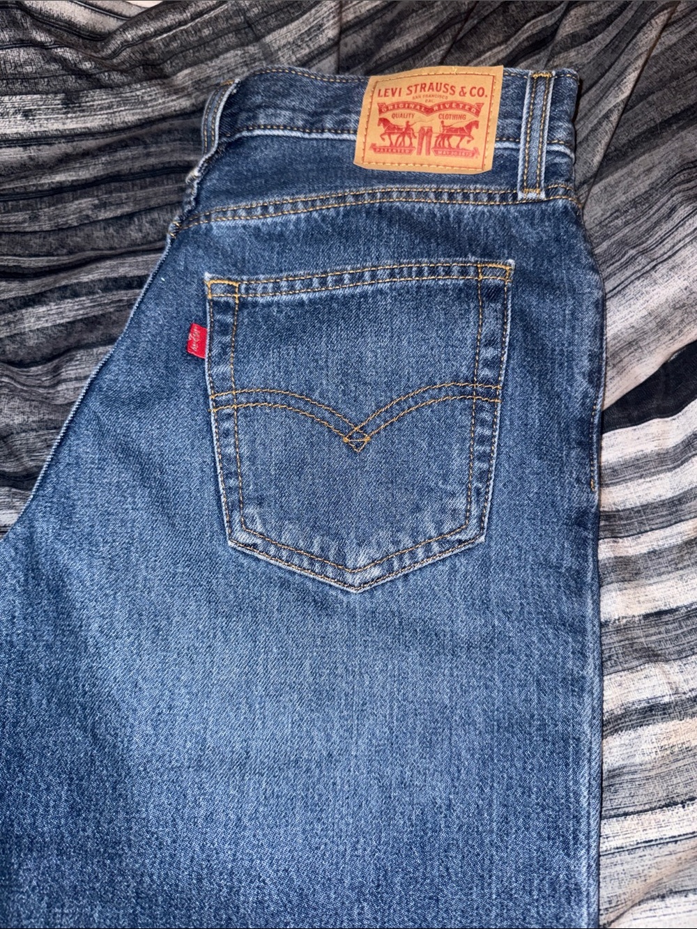 Levi's Women's 94 baggy size 26 - Picture 5 of 5